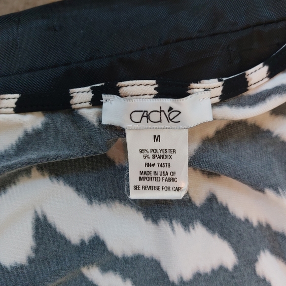 Cache animal print set, top and bottom, size Medium! - Picture 7 of 8